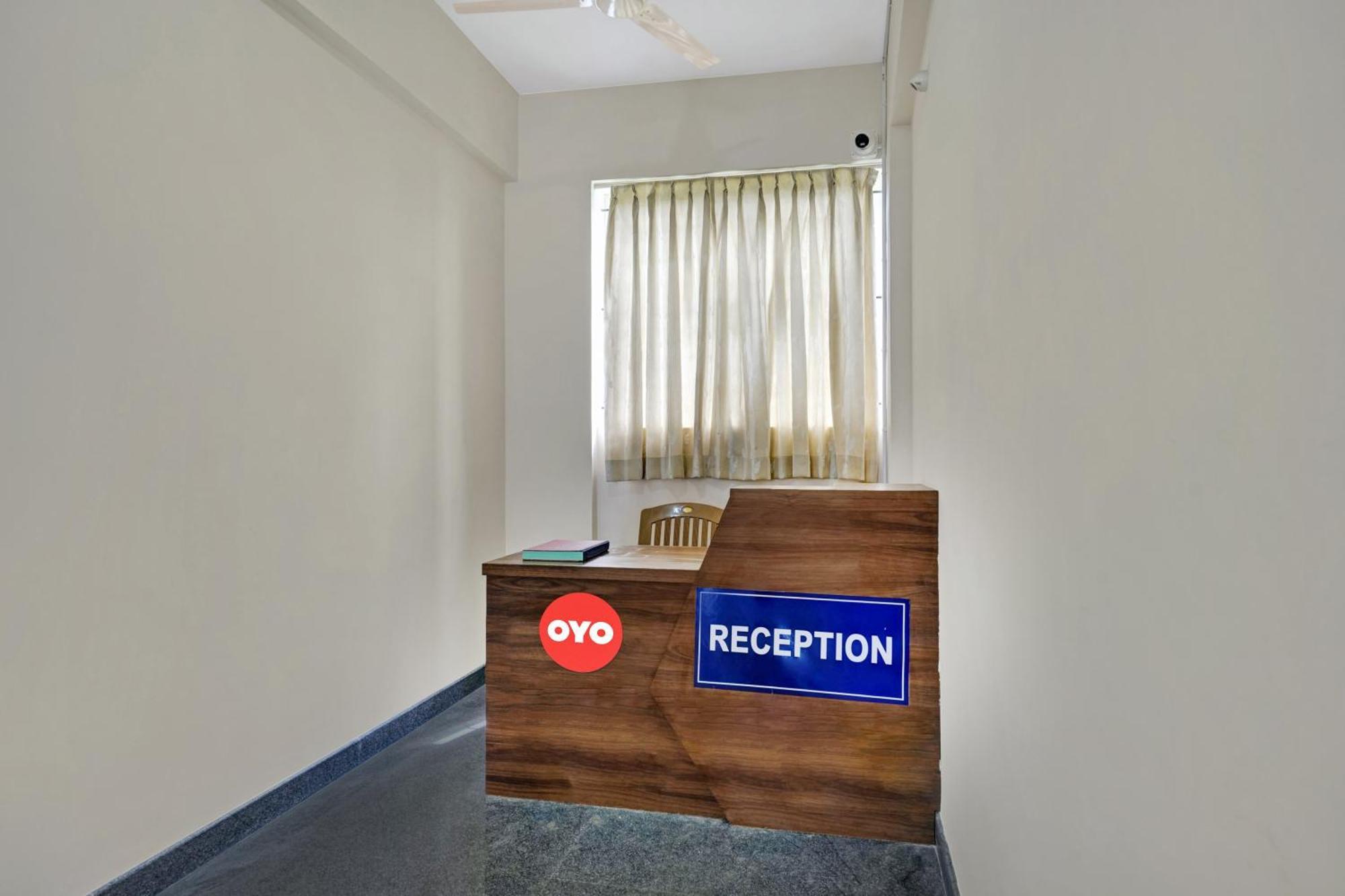 Oyo Hotel Bungalow Inn Lodging & Boarding Bangalore Luaran gambar
